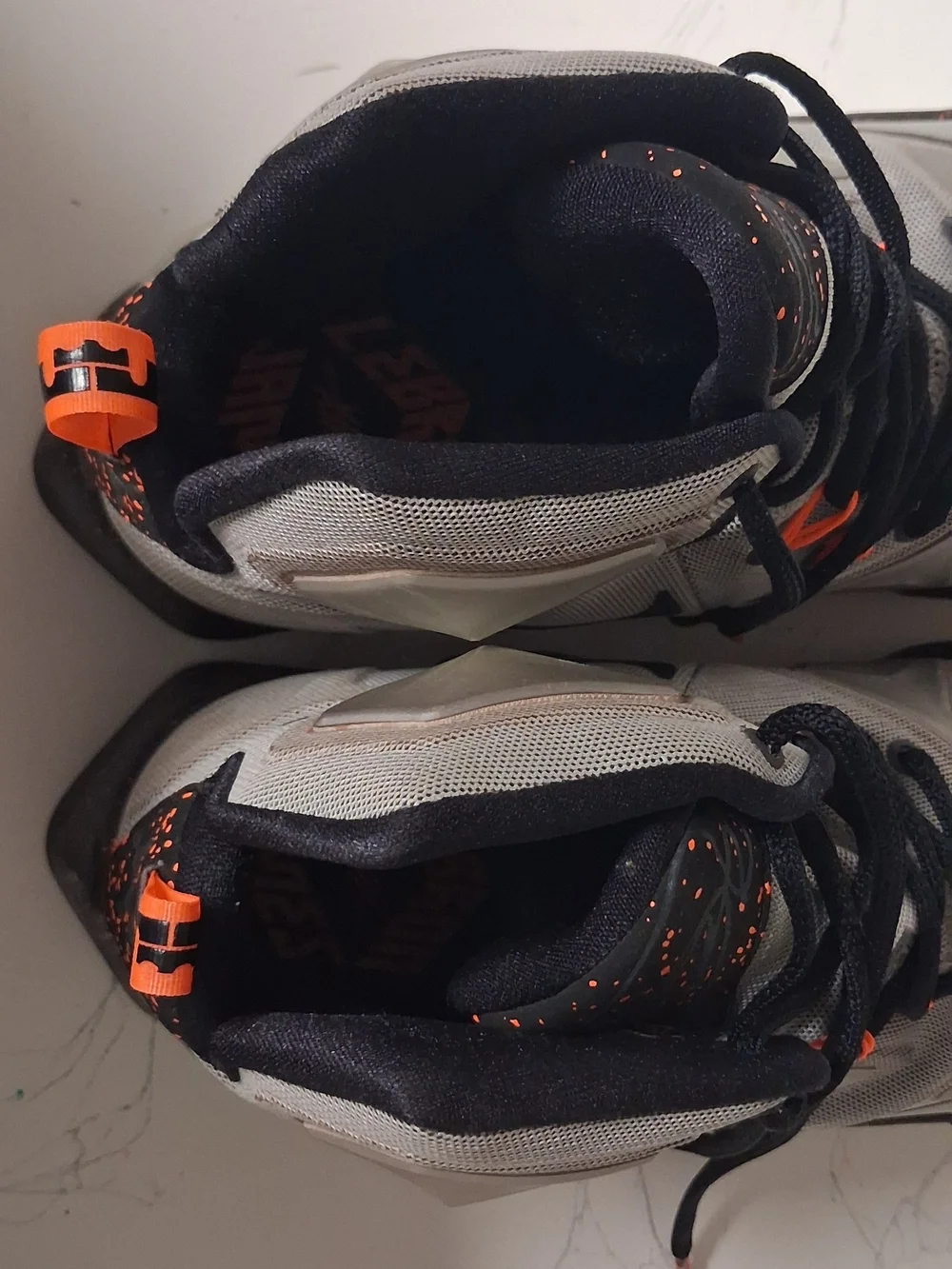 Nike Lebron 13 Rubber City NO BOX